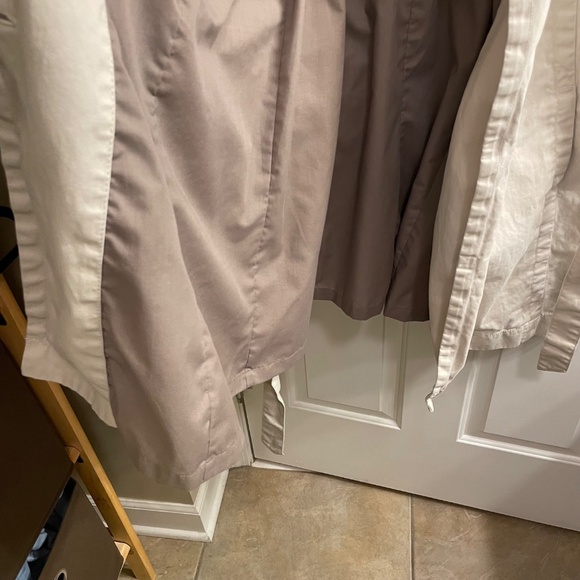 Old Navy Women's Cotton Twill Trench Coat, Light Khaki, XL Tall - Picture 9 of 11